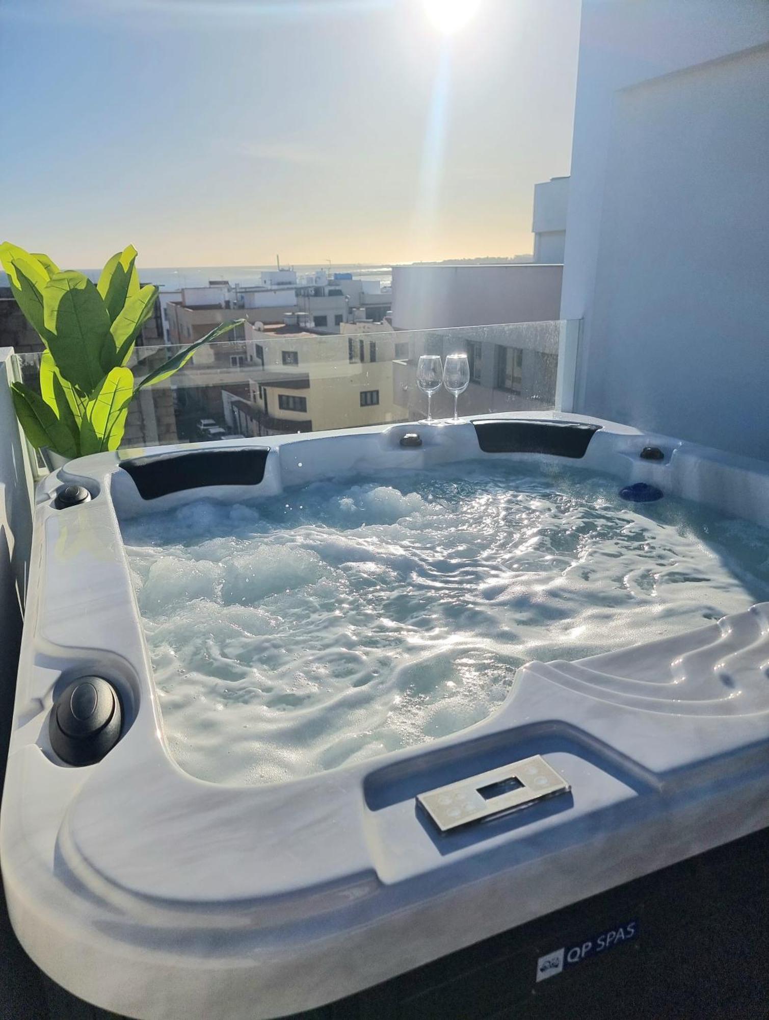 Appartamento Luxury Penthouse Valentin With Jacuzzi Corralejo Esterno foto